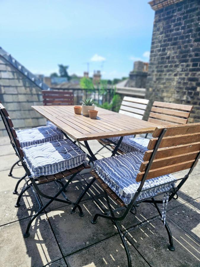 Cityscape Haven: 1 Bedroom Apartment With Terrace And City View Bournemouth Exteriör bild